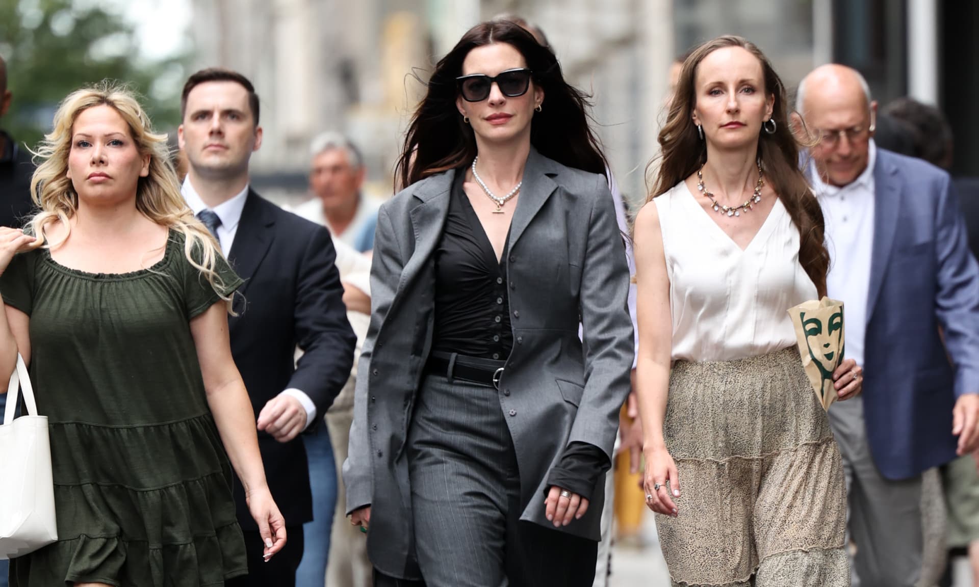 Anne Hathaway filming The Devil Wears Prada sequel